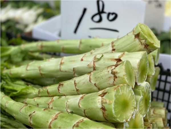 Veggie Spotlight: Celtuce - an Asian veggie you must try